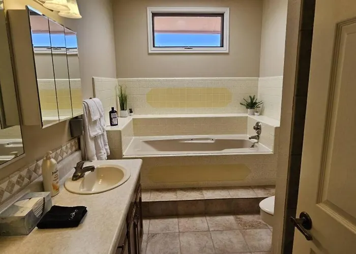 Cliff Views - Hot Tub - Sups - Boat Parking - Sleeps 16 Page
